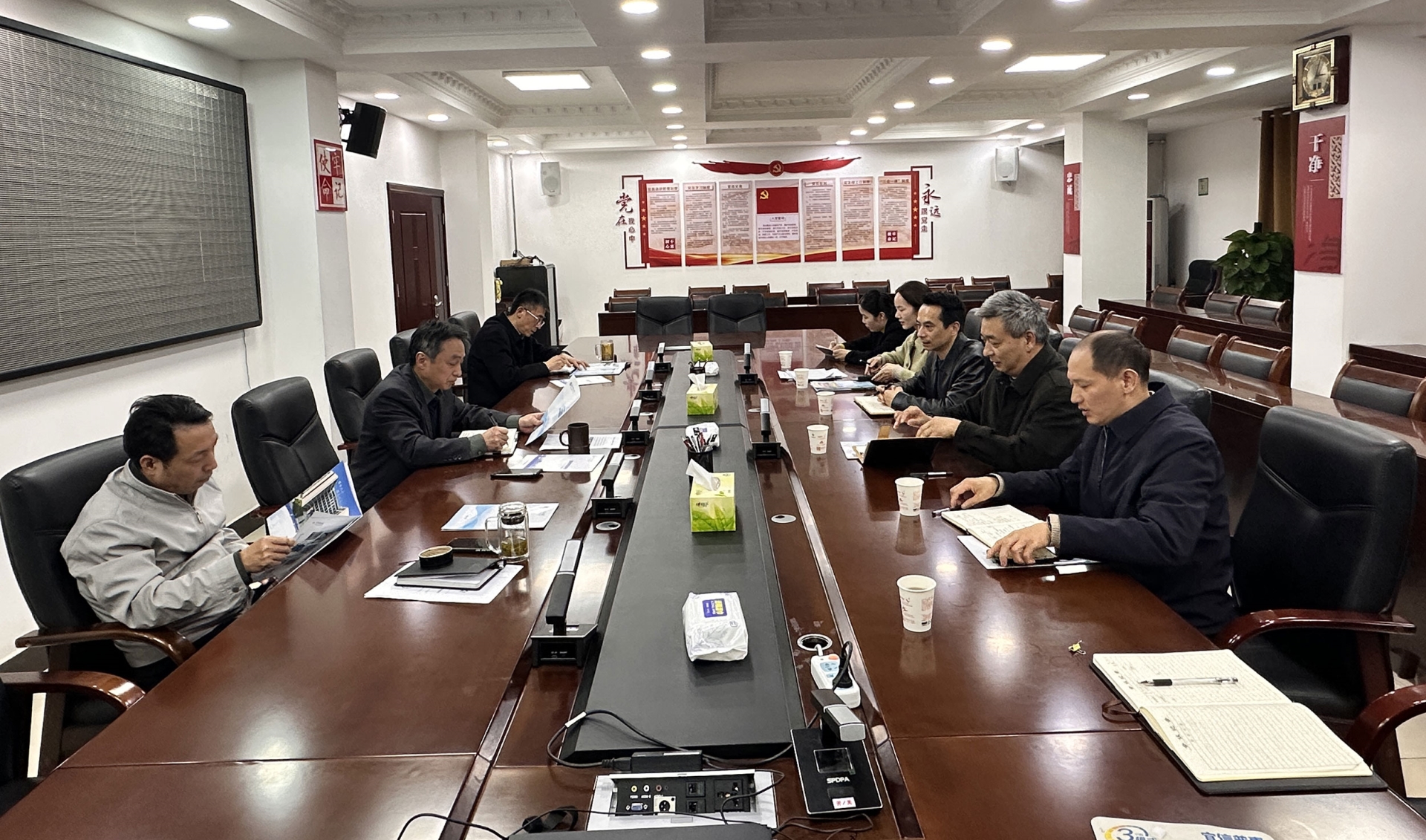 政校携手促提升 产教融合谱新篇——汉江师范学院继续教育学院赴市总工会洽谈“产业工人求学圆梦”合作